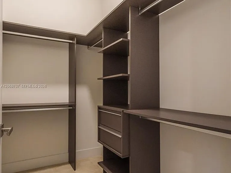 1091 Galiano St #102 — Photo 23