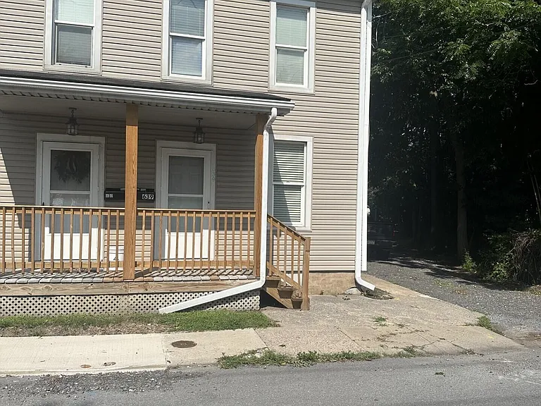 639 Shakespeare Ave — Photo 18