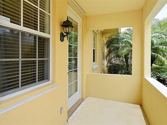 2nd image of 7617 Bergamo Ave