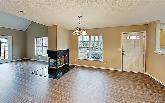 3rd image of 5840 Moose Ln