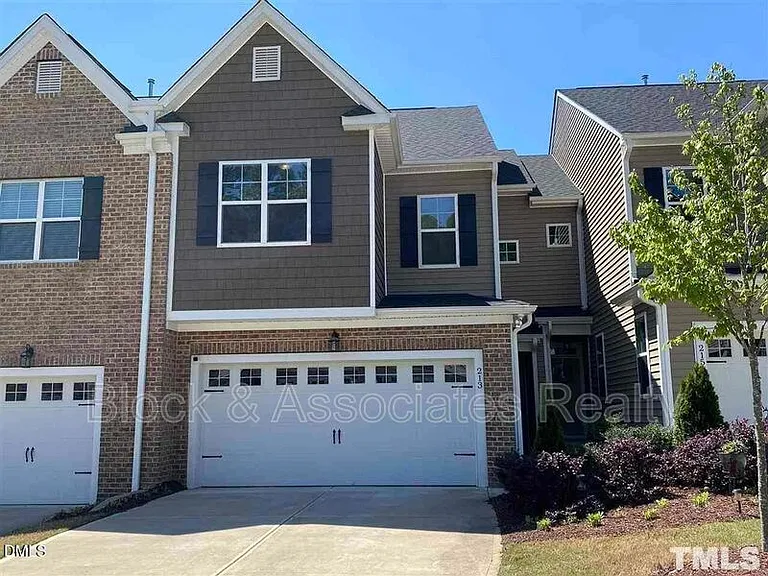 213 Churment Ct — Photo 1