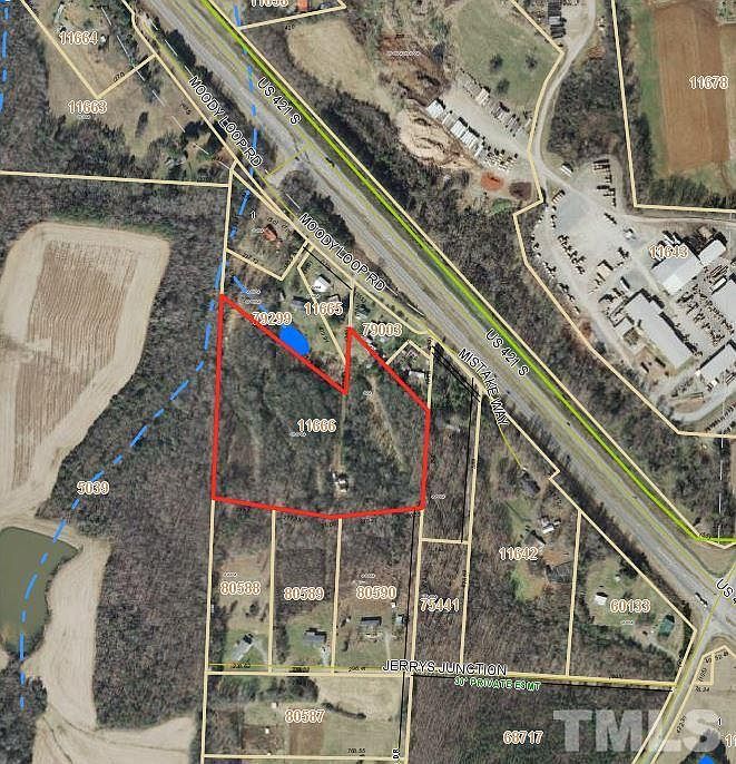 2nd image of 264 Moody Loop Rd