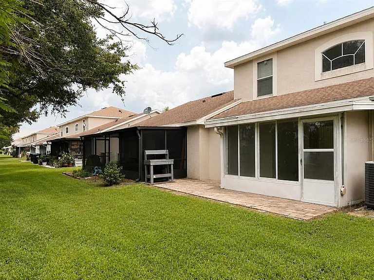 14426 Island Cove Dr — Photo 26
