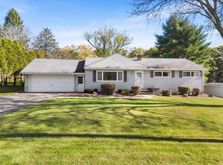 195 Hillside Ter, Endwell, NY 13760