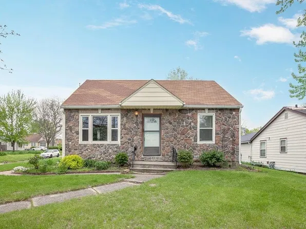 5219 Douglas Ave, Des Moines, IA 50310