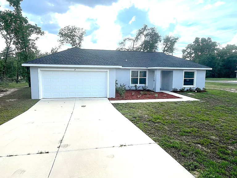 2 Fisher Lane Way — Photo 1