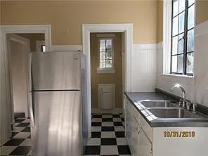 70 N Monterey St — Photo 20