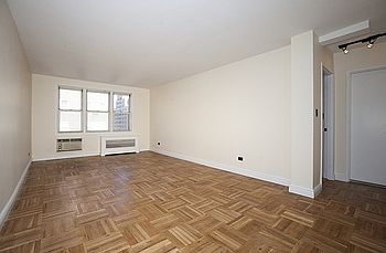 1st image of 160 E 27th St APT 4A