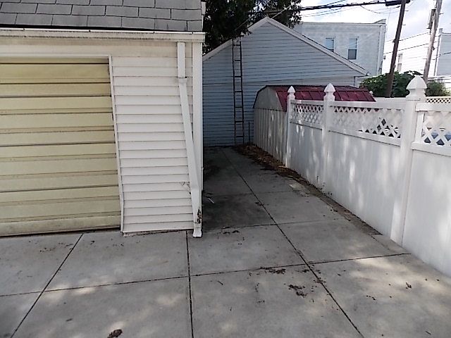 2nd image of 7870 85th St