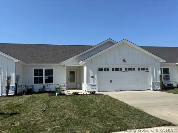 5148 Woodstone Circle #138, Jeffersonville, IN 47130