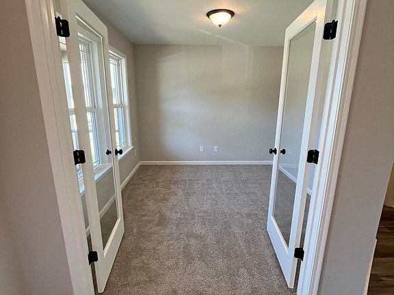 4th image of 1187 Breckenridge Ln