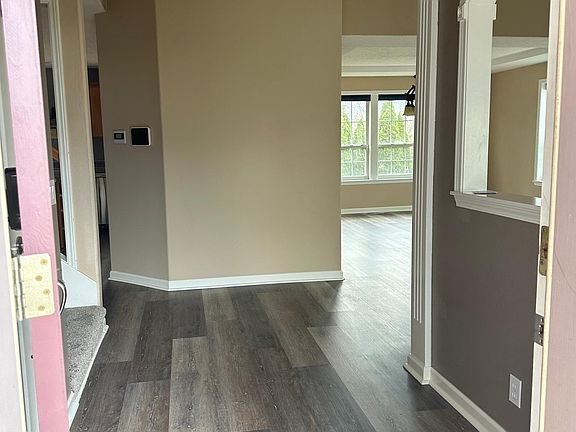 4th image of 5245 Smithrock St SE