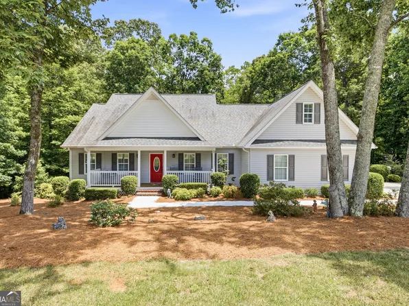 215 Parkwood Place Cir, Cornelia, GA 30531