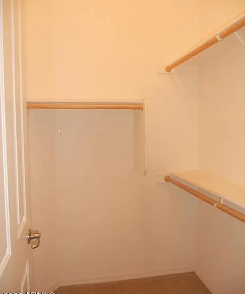 2417 E Iris Dr — Photo 15