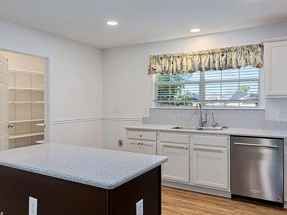 3rd image of 27956 Bay Branch Dr