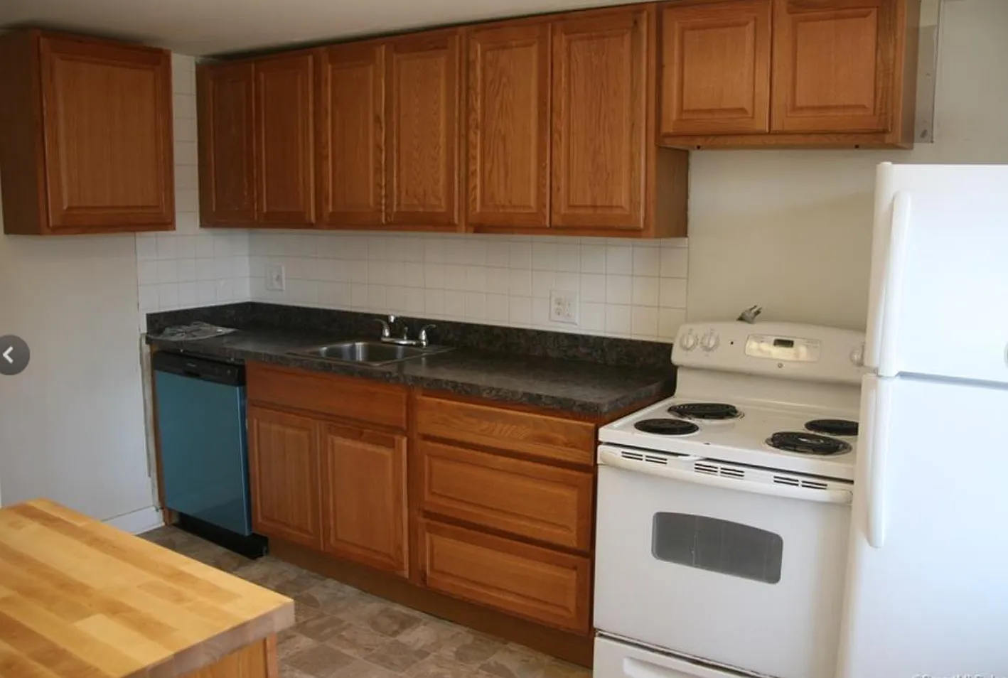 4 bed, 1400 sqft, $3,000 — Photo 4