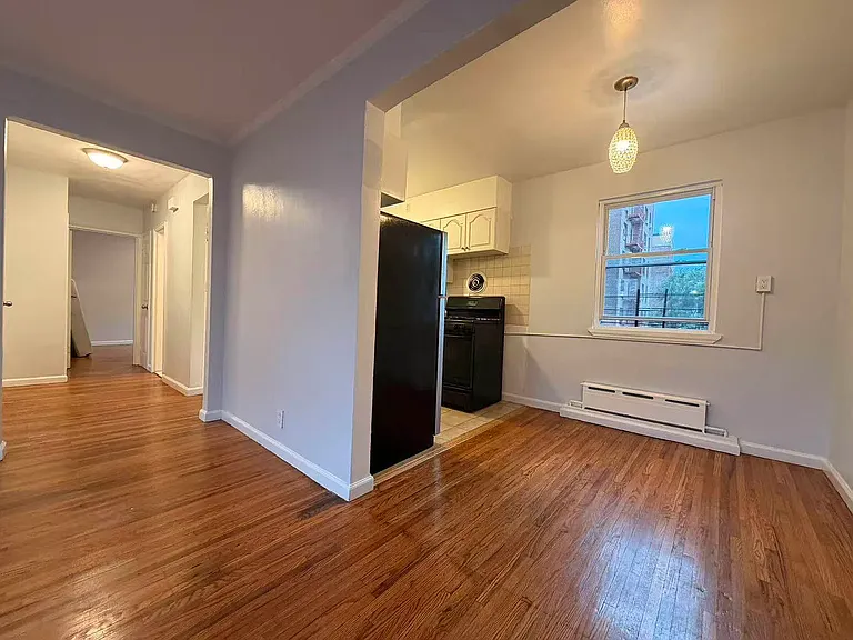 51-11 43rd Ave #3 — Photo 4
