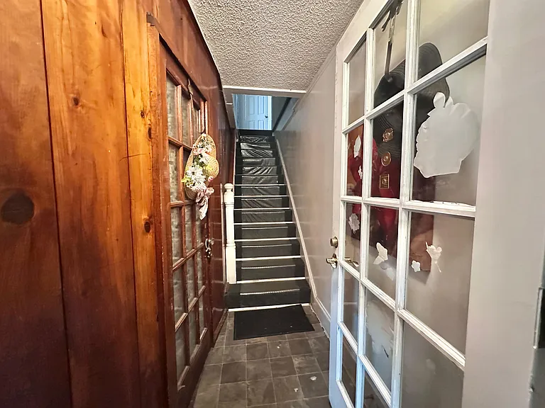 1142 N Stuart St #D — Photo 10