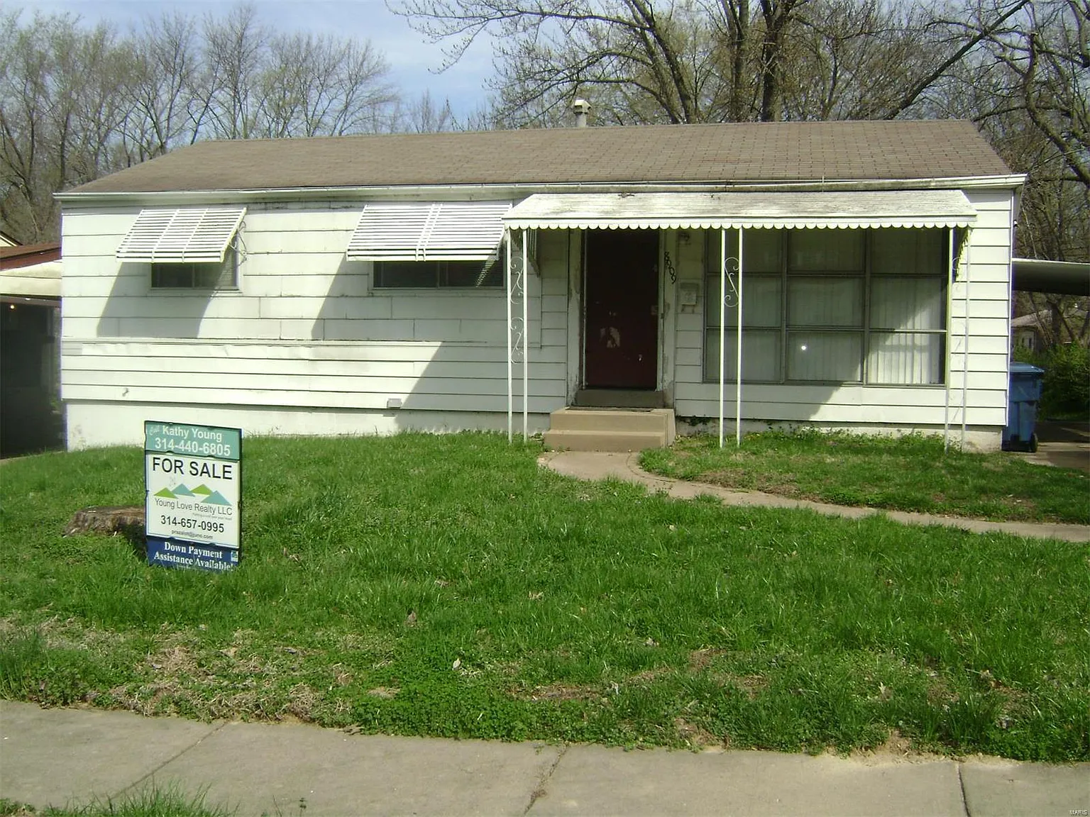 8909 Spur Ln photo 1