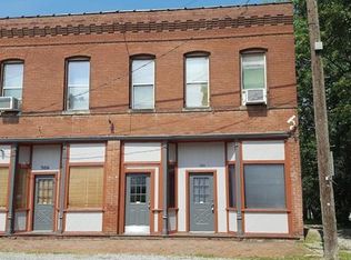 306-308 N Main St, Dearborn, MO 64439