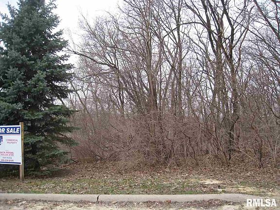 3rd image of 3705 35th St