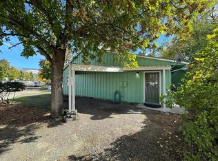 536 Tulipan Way, Talent, OR 97540