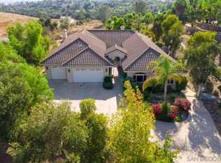 2075 Zlatibor Ranch Rd, Escondido, CA 92025