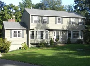 11 Lee Rd, Medfield, MA 02052