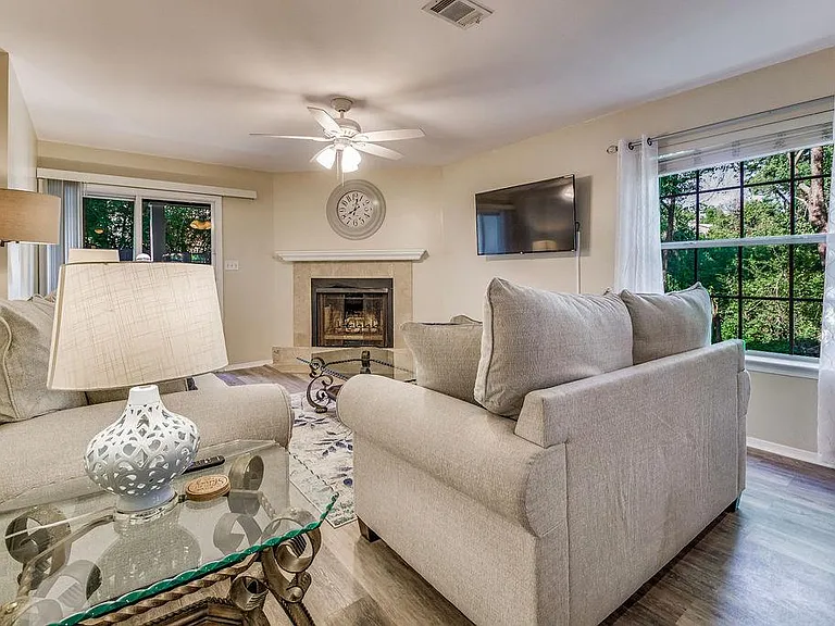1500 E Johnson Ave #106 — Photo 2