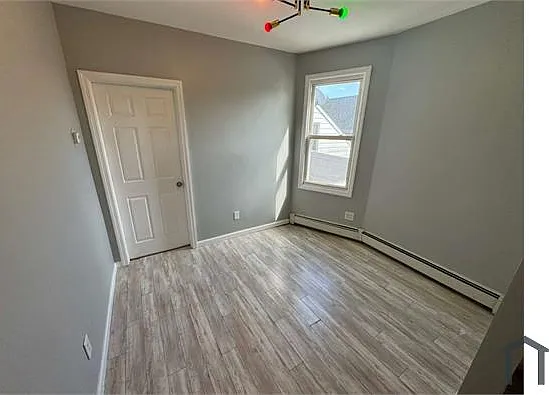 216 Bloomfield Ave #3 — Photo 4