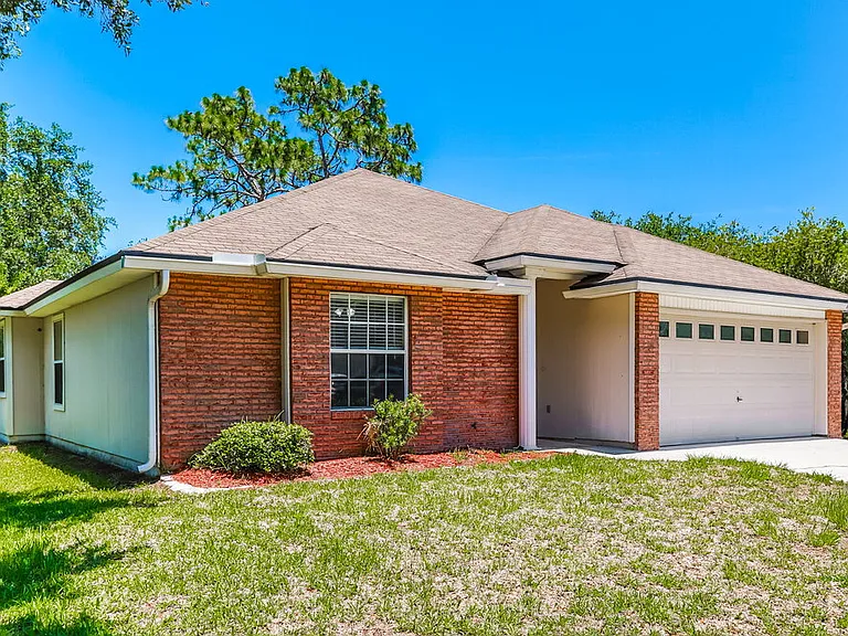 8073 Leafcrest Dr — Photo 3
