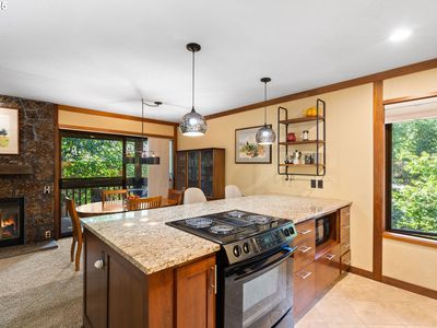 26263 E Welches Rd #4, Welches, OR, 97067