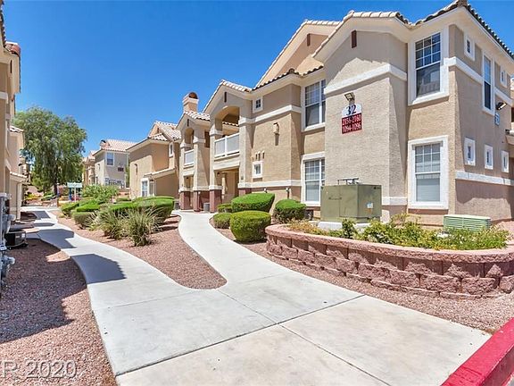 3rd image of 5855 Valley Dr Unit 1095