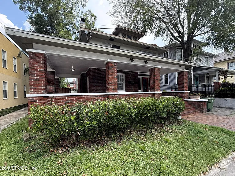 2330 Park St #A — Photo 2