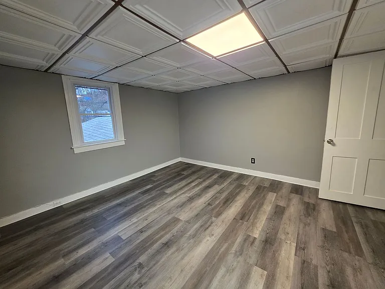 505 Harker St — Photo 9