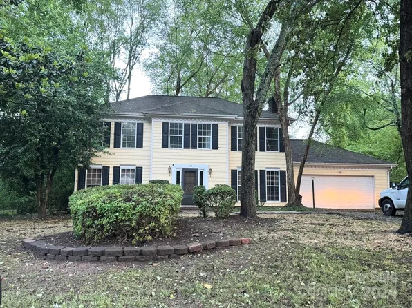 230 Withershinn Dr, Charlotte, NC 28262