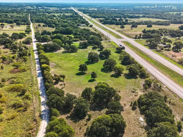 120 Longbranch Rd, Nocona, TX 76255