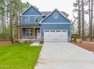 214 Henson St, Southern Pines, NC 28387