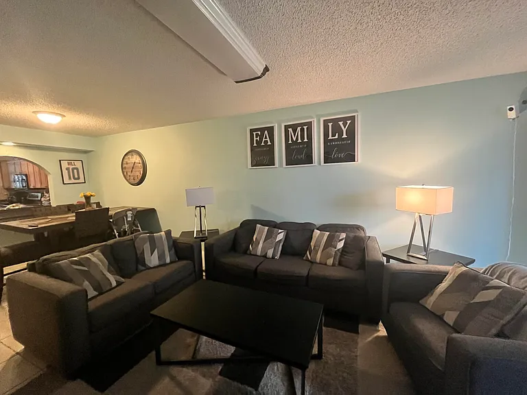 8441 Forest Hills Dr #302 — Photo 6