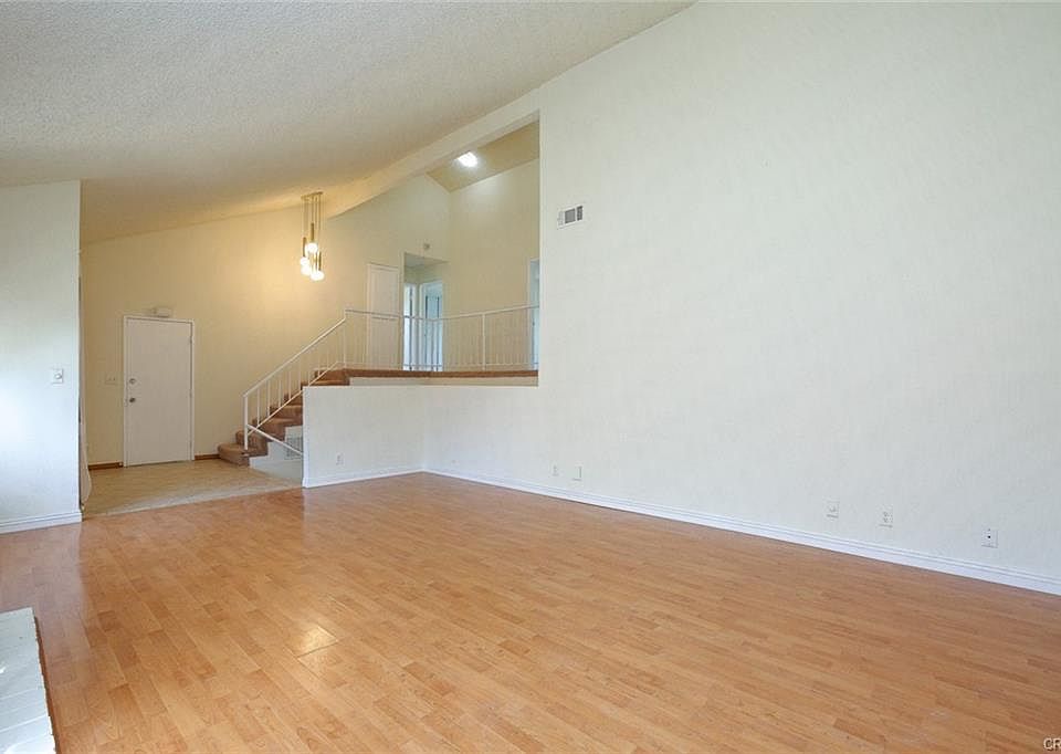 1st image of 912 S Ynez Ave