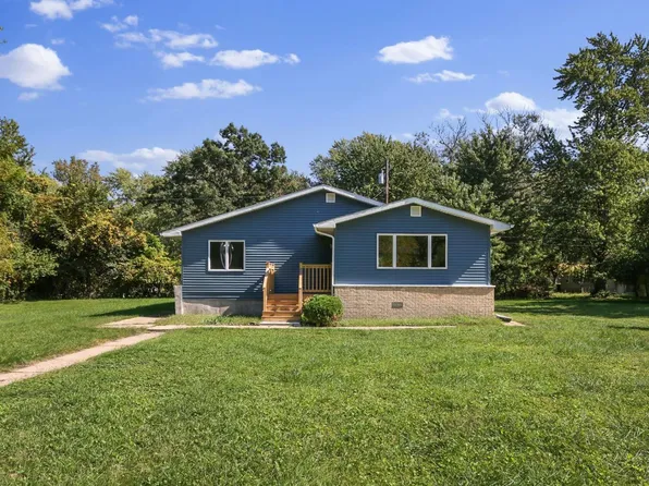 3935 Swift St, Hobart, IN 46342