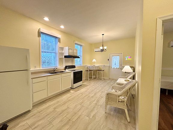 countryside_inspired kitchen_dining area