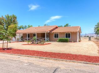 1584 Clydesdale Ct, Hemet, CA 92543