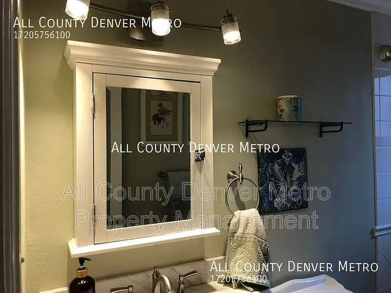 1435 Elizabeth St #10 — Photo 12