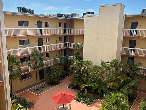 3rd image of 7703 Camino Real #A-106