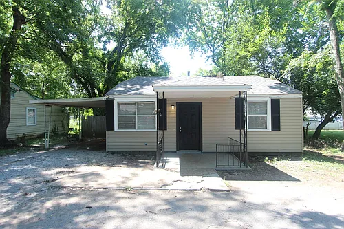 1433 Rayfield Dr Photo 1