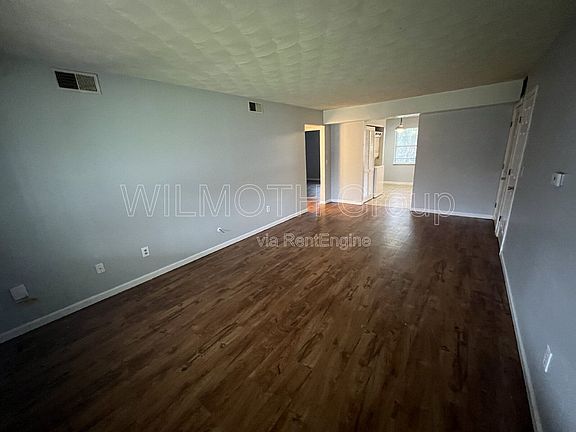 2nd image of 1316 Millerwood Dr Unit 3