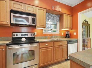 141 Elm St, Sayville, NY 11782