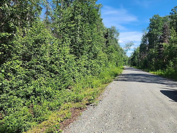 4th image of 25049 Sheep Creek Dr W