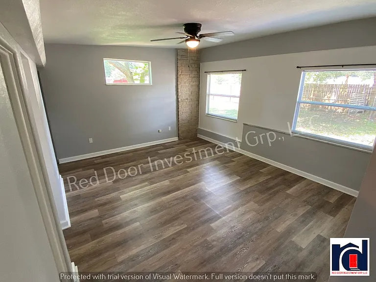 2903 E Michigan St — Photo 8